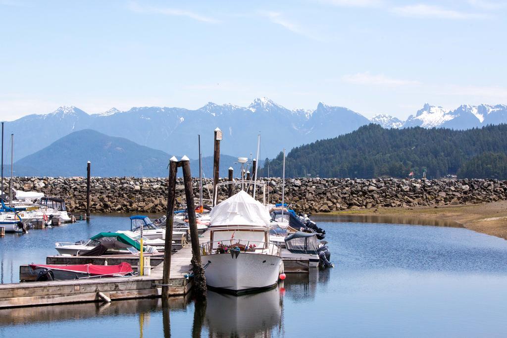 Gibsons Harbour Retreat Apartment Exterior photo